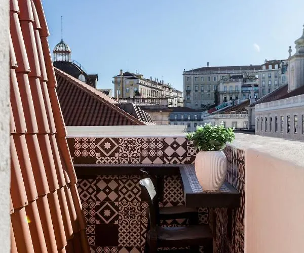 Flh Praça Comércio Stylish With Balcony