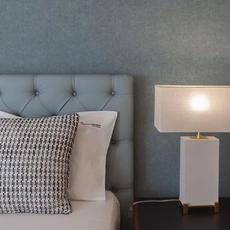 Flh Praca Comercio Stylish With Balcony Apartman Lisboa