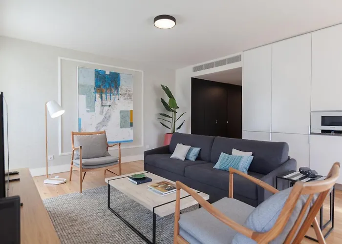 Flh Praca Comercio Stylish With Balcony Daire Lisboa